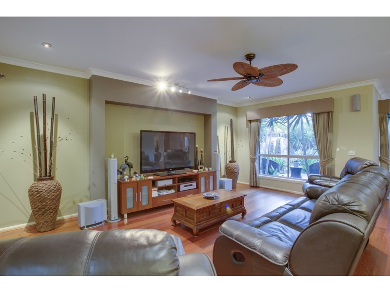 5 Emmett Avenue, Berwick VIC 3806