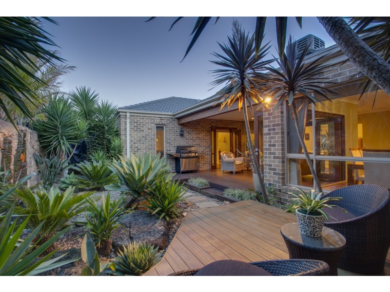 5 Emmett Avenue, Berwick VIC 3806