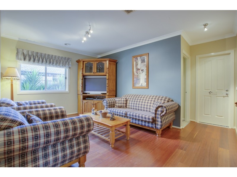 5 Emmett Avenue, Berwick VIC 3806