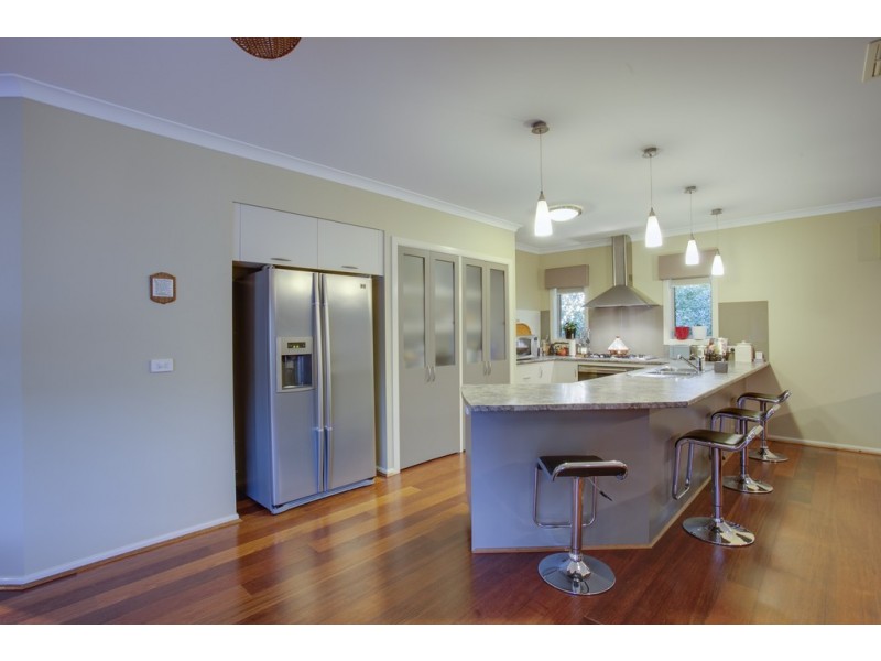 5 Emmett Avenue, Berwick VIC 3806