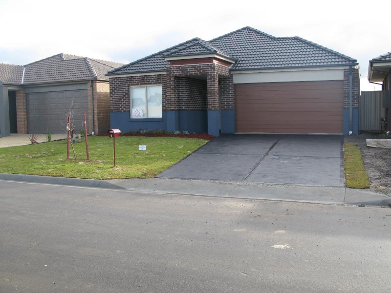 5 Audley Street, Pakenham VIC 3810