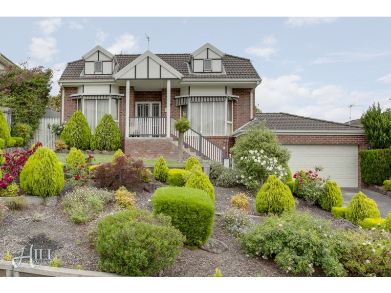 48 Avebury Drive, Berwick VIC 3806