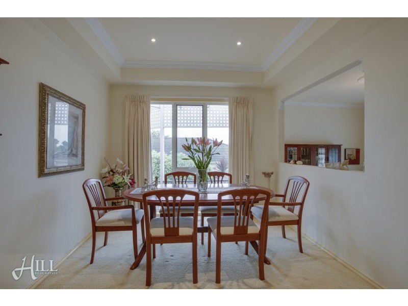 48 Avebury Drive, Berwick VIC 3806