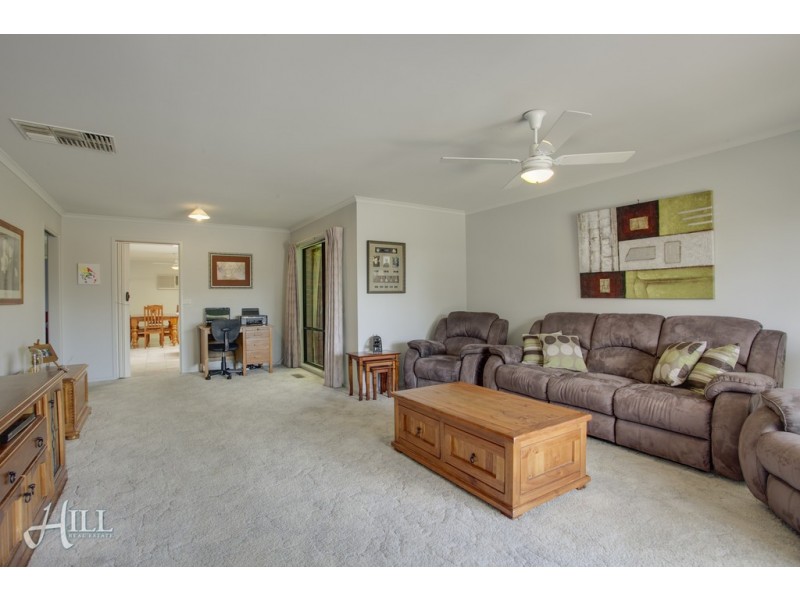 1 Dalbury Place, Narre Warren VIC 3805