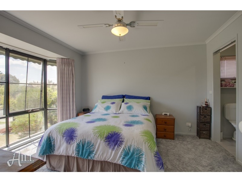 1 Dalbury Place, Narre Warren VIC 3805