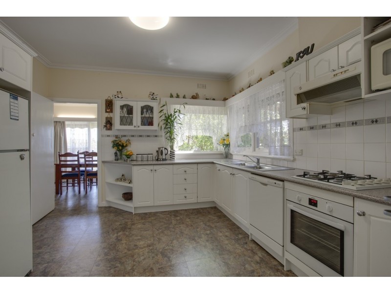 11 Glenwood Road, Narre Warren North VIC 3804