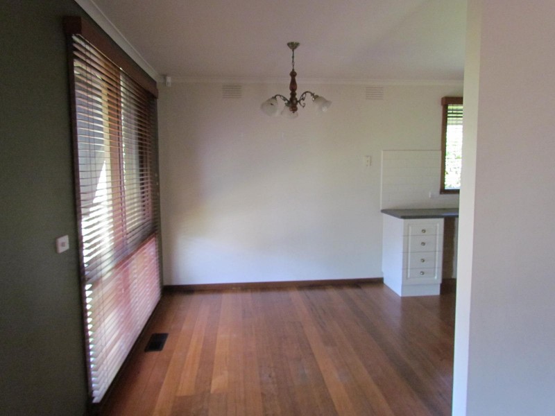 39 Sherwood Crescent, Dandenong North VIC 3175