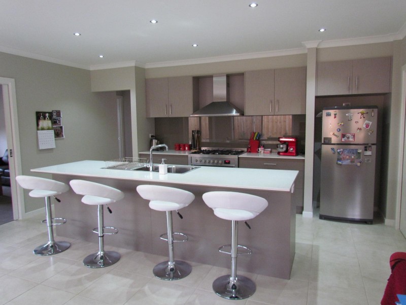 5 Shakespeare Grove, Officer VIC 3809