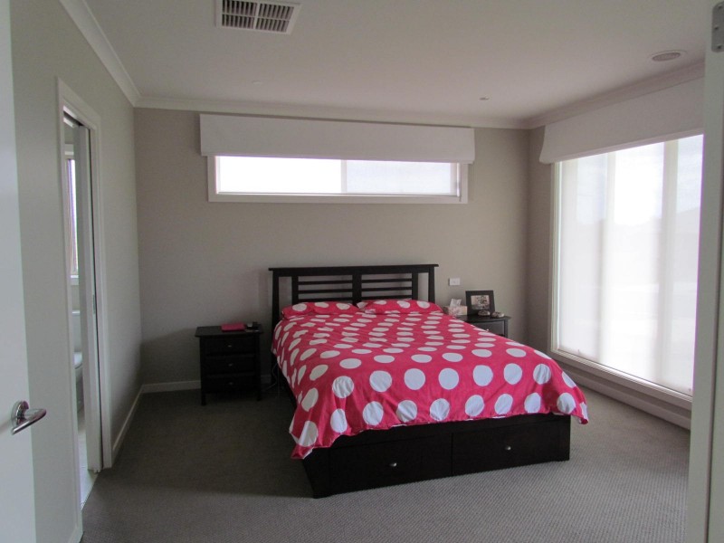 5 Shakespeare Grove, Officer VIC 3809