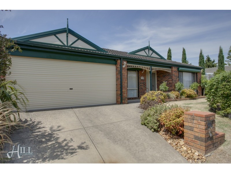 2 Clement Court, Narre Warren South VIC 3805