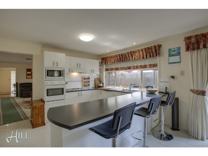 2 Clement Court, Narre Warren South VIC 3805