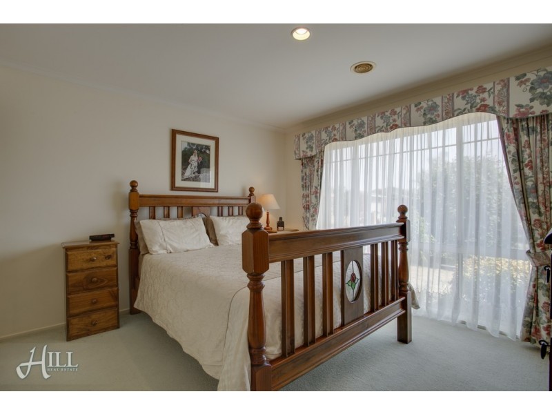 2 Clement Court, Narre Warren South VIC 3805