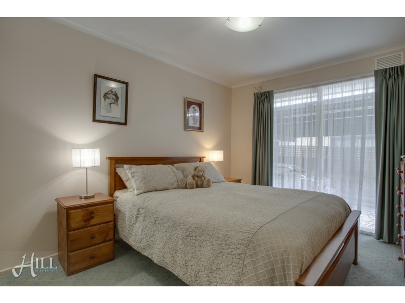 24 Sweeney Drive, Narre Warren VIC 3805