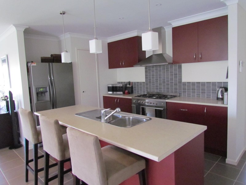 36 Yammerbook Way, Cranbourne East VIC 3977