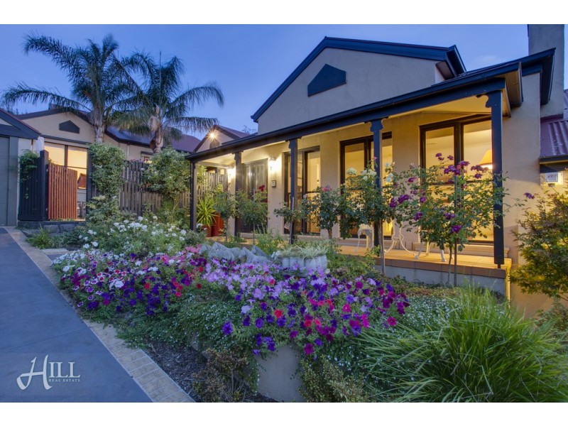 5 Quarry Hills Drive, Berwick VIC 3806