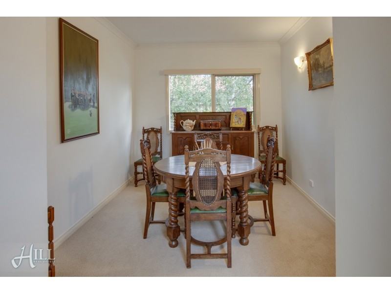 5 Quarry Hills Drive, Berwick VIC 3806