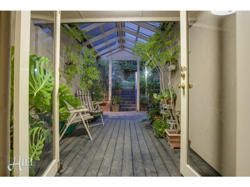 5 Quarry Hills Drive, Berwick VIC 3806