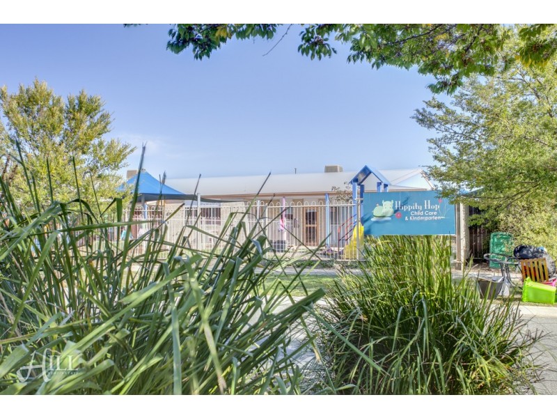 2 Jacaranda Way, Pakenham VIC 3810
