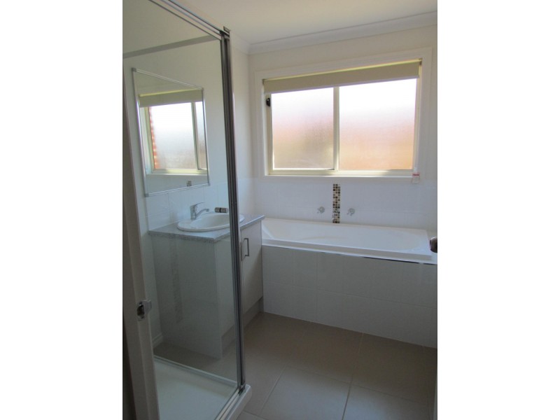 1/69 Mansfield Street, Berwick VIC 3806