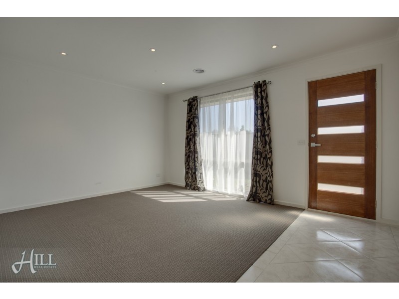 1 Eclipse Court, Hampton Park VIC 3976