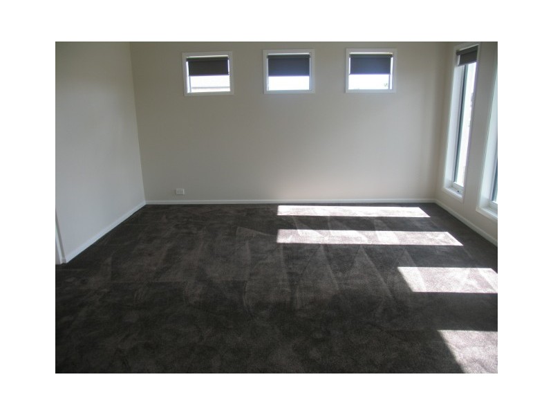 74A Moondarra Drive, Berwick VIC 3806