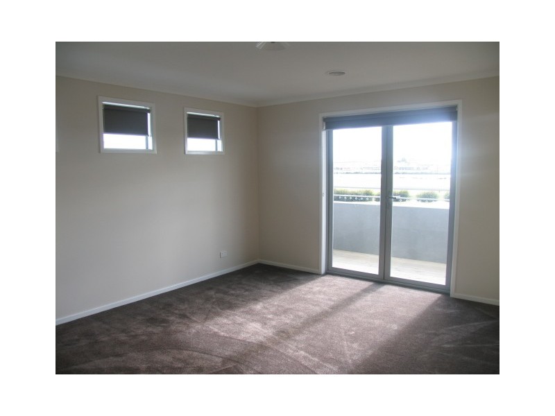 74A Moondarra Drive, Berwick VIC 3806