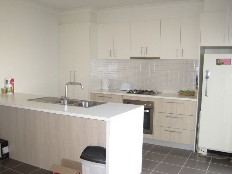 5 Peppermint Row, Officer VIC 3809