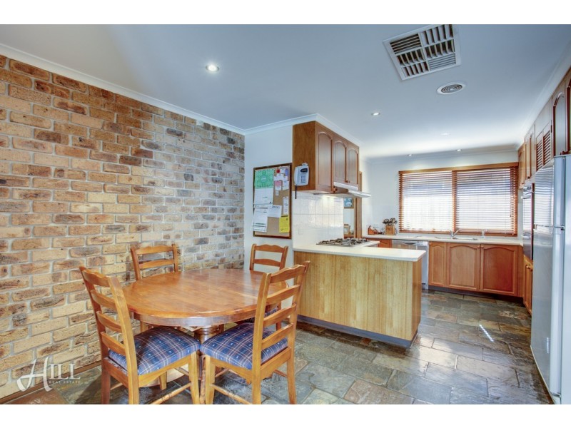 9 Van Court, Narre Warren VIC 3805