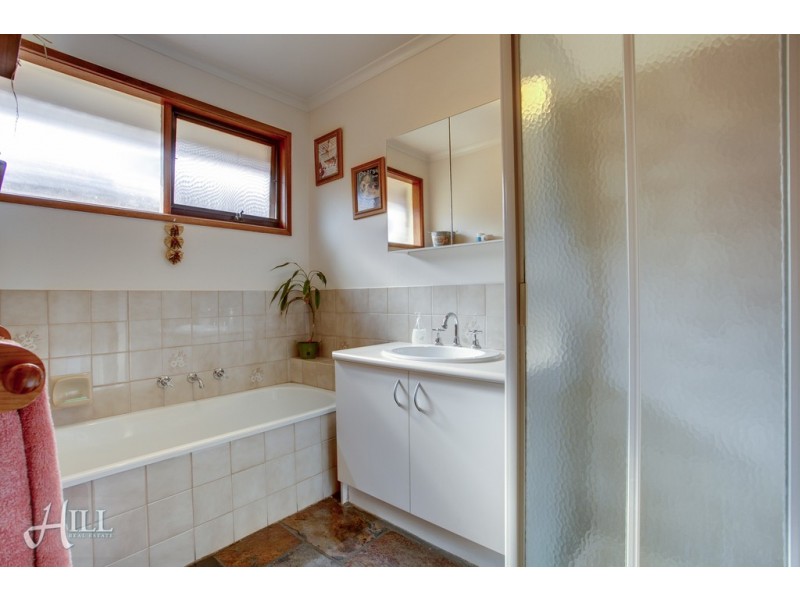 9 Van Court, Narre Warren VIC 3805