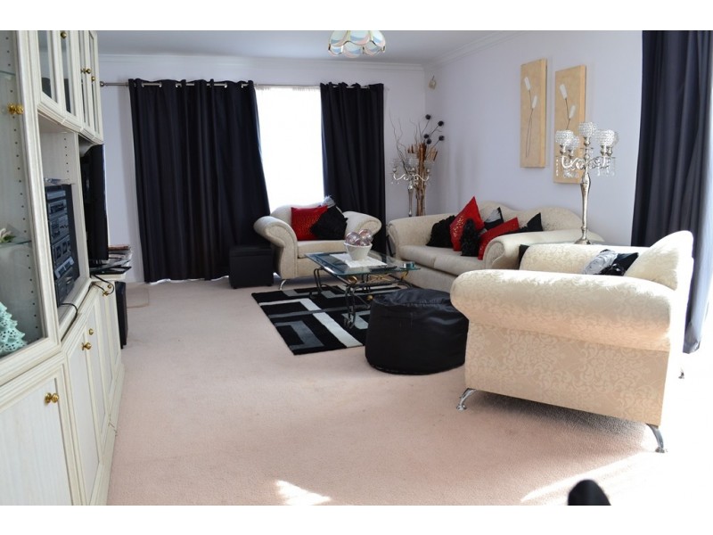 5 Balfour Court, Berwick VIC 3806