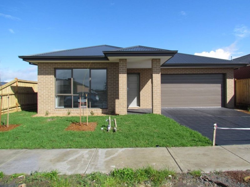 62 Brocker Street, Clyde North VIC 3978