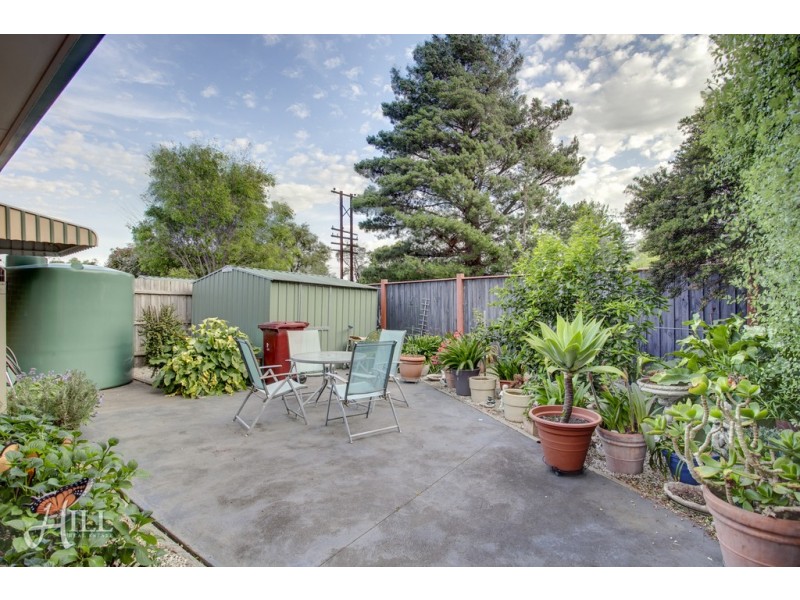 17 Wilona Way, Berwick VIC 3806