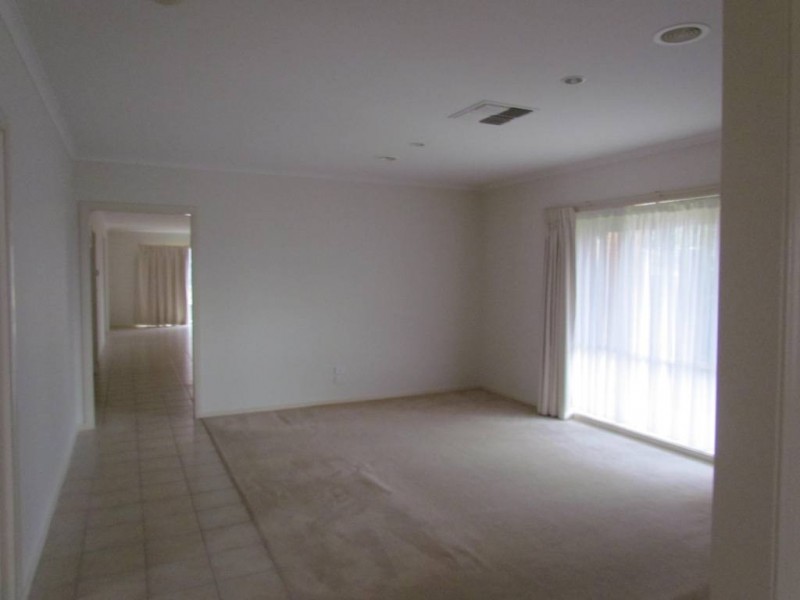 67 The Boulevard, Narre Warren South VIC 3805