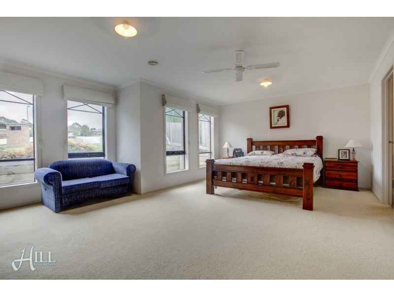 14 Clearview Court, Garfield VIC 3814