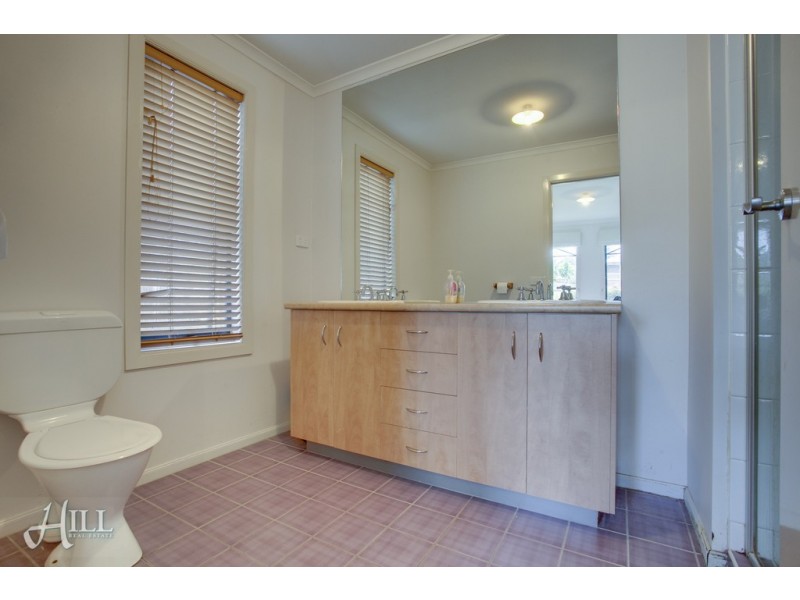 14 Clearview Court, Garfield VIC 3814