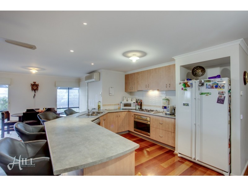 14 Clearview Court, Garfield VIC 3814