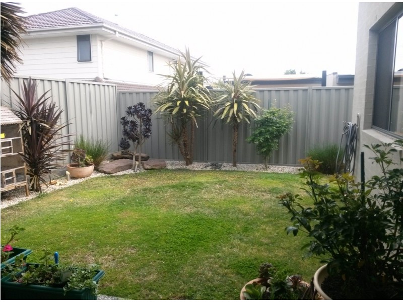 6 Meridian Circuit, Berwick VIC 3806