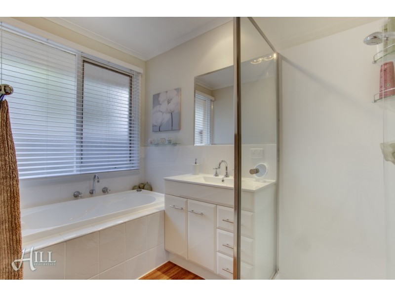 6 Lilian Court, Hampton Park VIC 3976