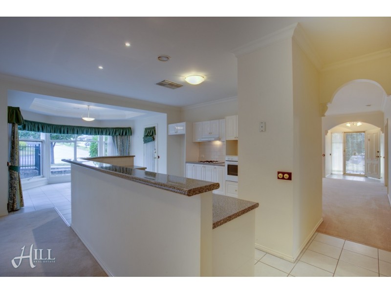 11 Terrace Gardens, Narre Warren South VIC 3805