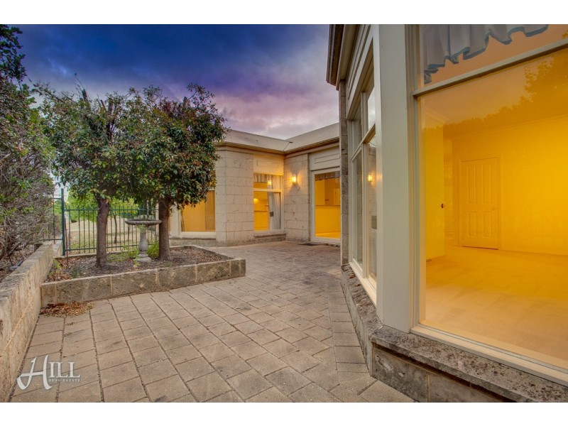 11 Terrace Gardens, Narre Warren South VIC 3805