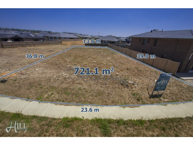 29 Fieldstone Crescent, Cranbourne North VIC 3977