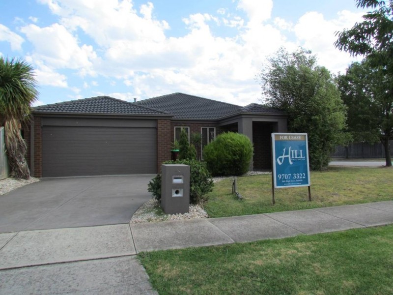 23 Majestic Boulevard, Cranbourne VIC 3977