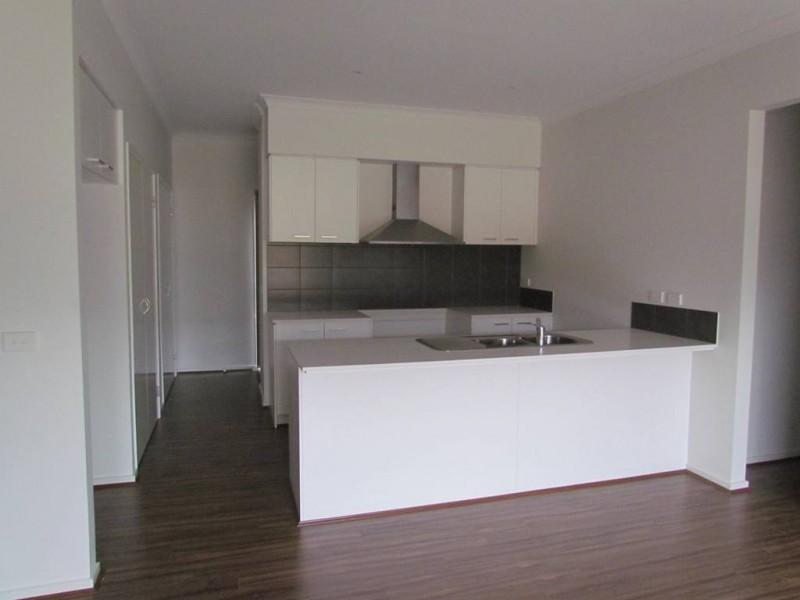 83 Brocker Street, Clyde North VIC 3978