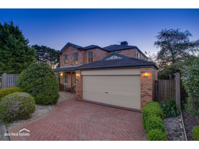 86 St Boswells Avenue, Berwick VIC 3806