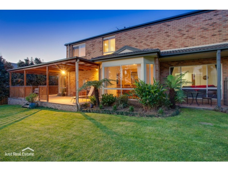 86 St Boswells Avenue, Berwick VIC 3806