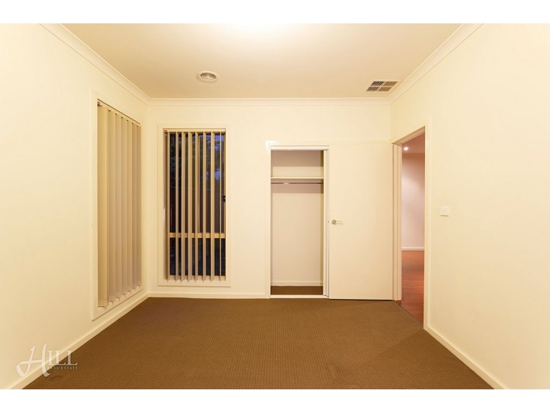 10A Strathavan Drive, Berwick VIC 3806