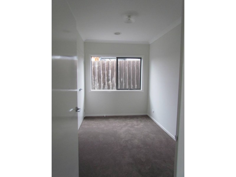 1/17 Solferino Way, Carrum Downs VIC 3201
