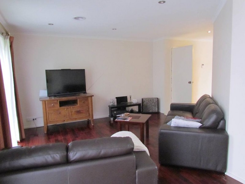 31 Orama Avenue, Carrum Downs VIC 3201