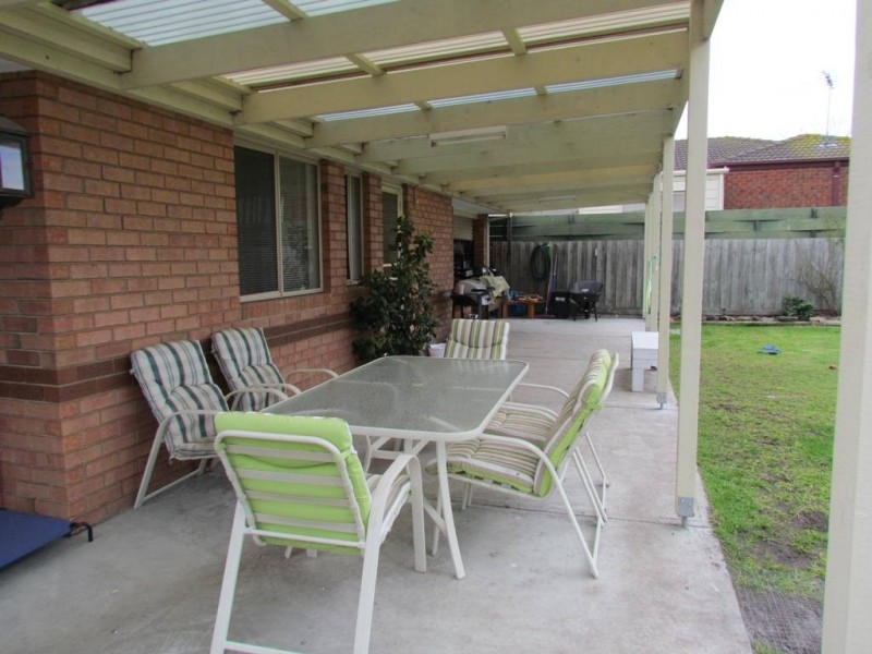 31 Orama Avenue, Carrum Downs VIC 3201