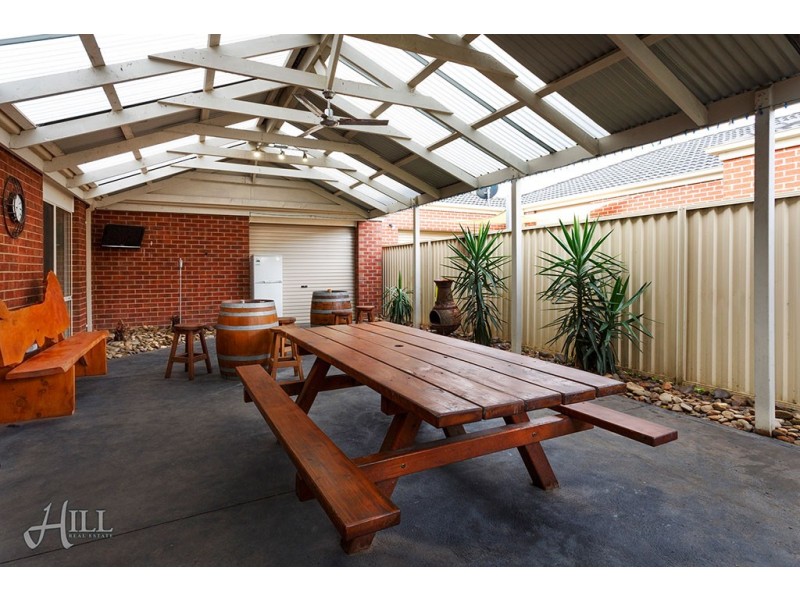 43 Bluehills Boulevard, Pakenham VIC 3810